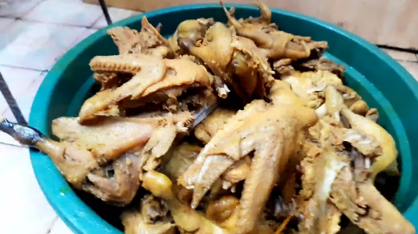 Tak usah dipresto, cara cepat merebus daging bebek agar empuk dan antiamis ini butuh 3 bahan dapur