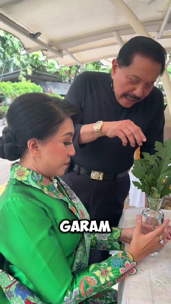 Trik ayah Hetty istri Andika Perkasa usir lalat pakai 1 bahan dapur, ampuh tak datang lagi ke meja