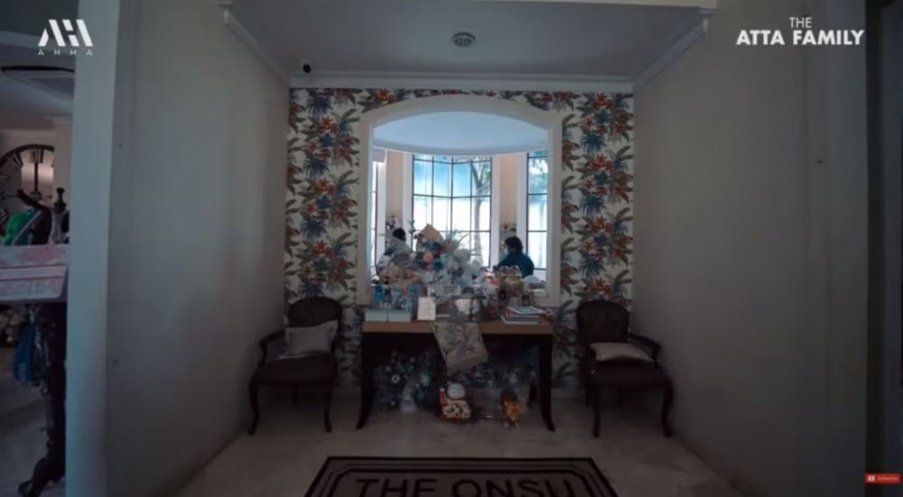 Dulu OB parkiran kini honornya capai Rp150 juta, ini 9 potret rumah Ruben Onsu ada minimarket pribadi