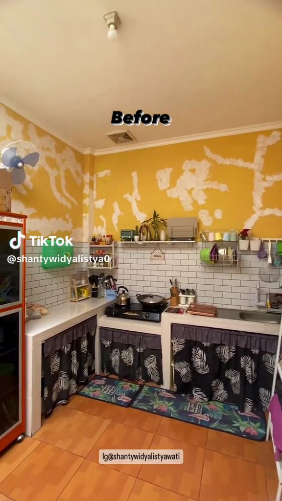 Bukti makeover tak butuh mahal, 9 potret dapur berdinding rusak tanpa lemari dan kabinet jadi estetik
