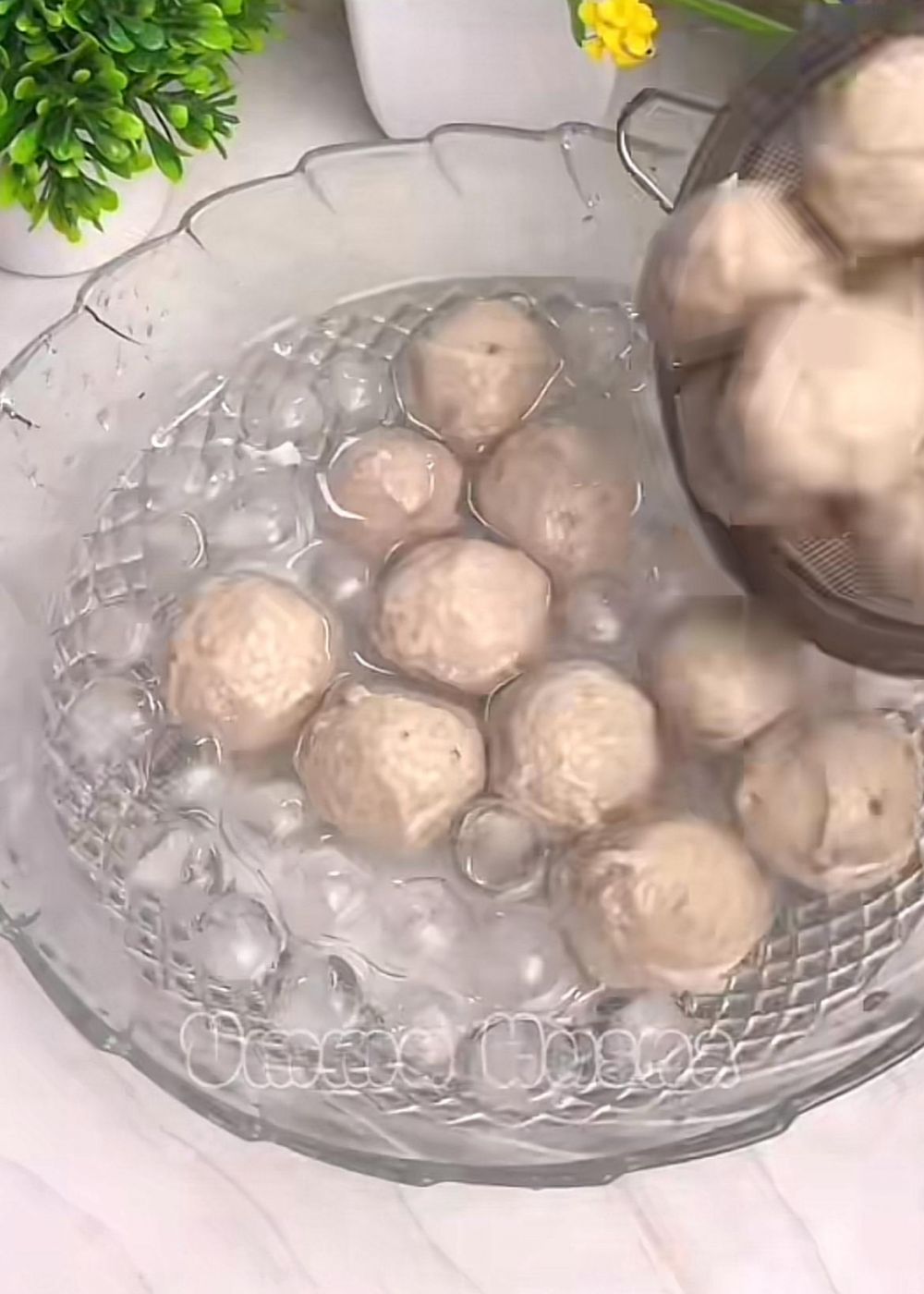 Trik membuat bakso kenyal dan tekstur halus pakai tambahan 1 bahan dapur
