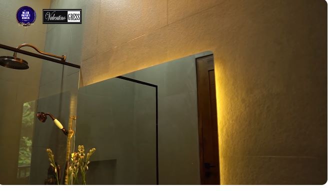 9 Potret kamar Glenca Chysara tanpa walk in closet, tapi teknologi canggih buka pintu fingerprint