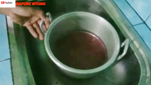 Cara menyimpan sagu mutiara matang agar tetap kenyal, tahan berhari-hari, dan tidak lengket