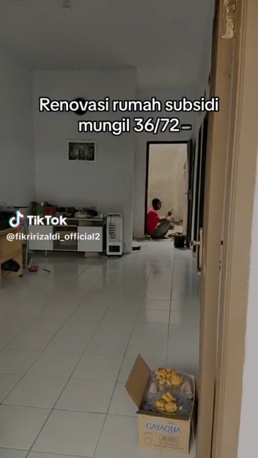 Punya rumah subsidi mungil tipe 36 disulap mewah, 11 potret makeover hunian ini jadi putih dan emas