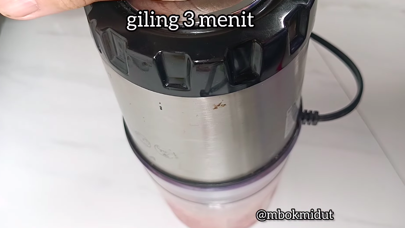 Cara membuat bakso kenyal tanpa perlu baking powder atau tepung tapioka, kuncinya di 1 bahan dapur ini