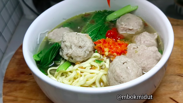 Cara membuat bakso kenyal tanpa perlu baking powder atau tepung tapioka, kuncinya di 1 bahan dapur ini