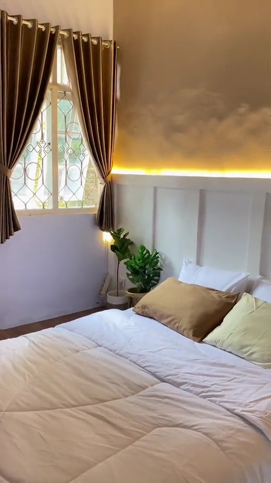 Bukti kakak bersikap baik, 11 potret makeover kamar adik dari sederhana jadi gaya rustic ini kece pol