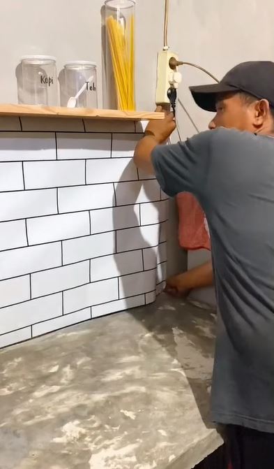 Bujet Rp 100 ribuan bisa bikin dapur luas 2x1 meter jadi estetik, 11 potretnya bikin berdecak kagum