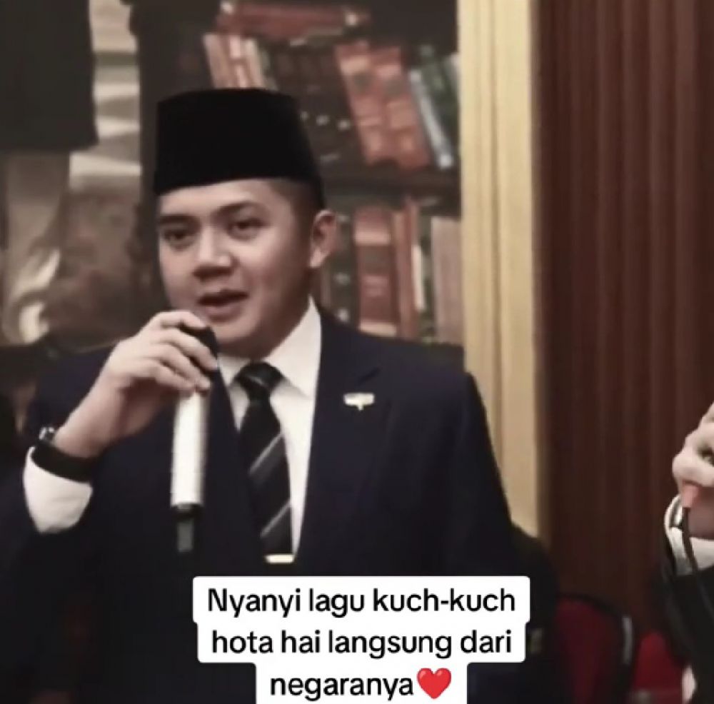 Viral Mayor Teddy nyanyi Kuch Kuch Hota Hai di depan presiden India, 7 momennya sampai dinotice Kajol