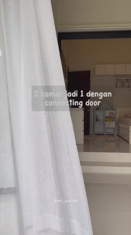 Balkon nganggur ini nekat dimakeover tanpa arsitek jadi kamar kece estetik, intip 8 potretnya