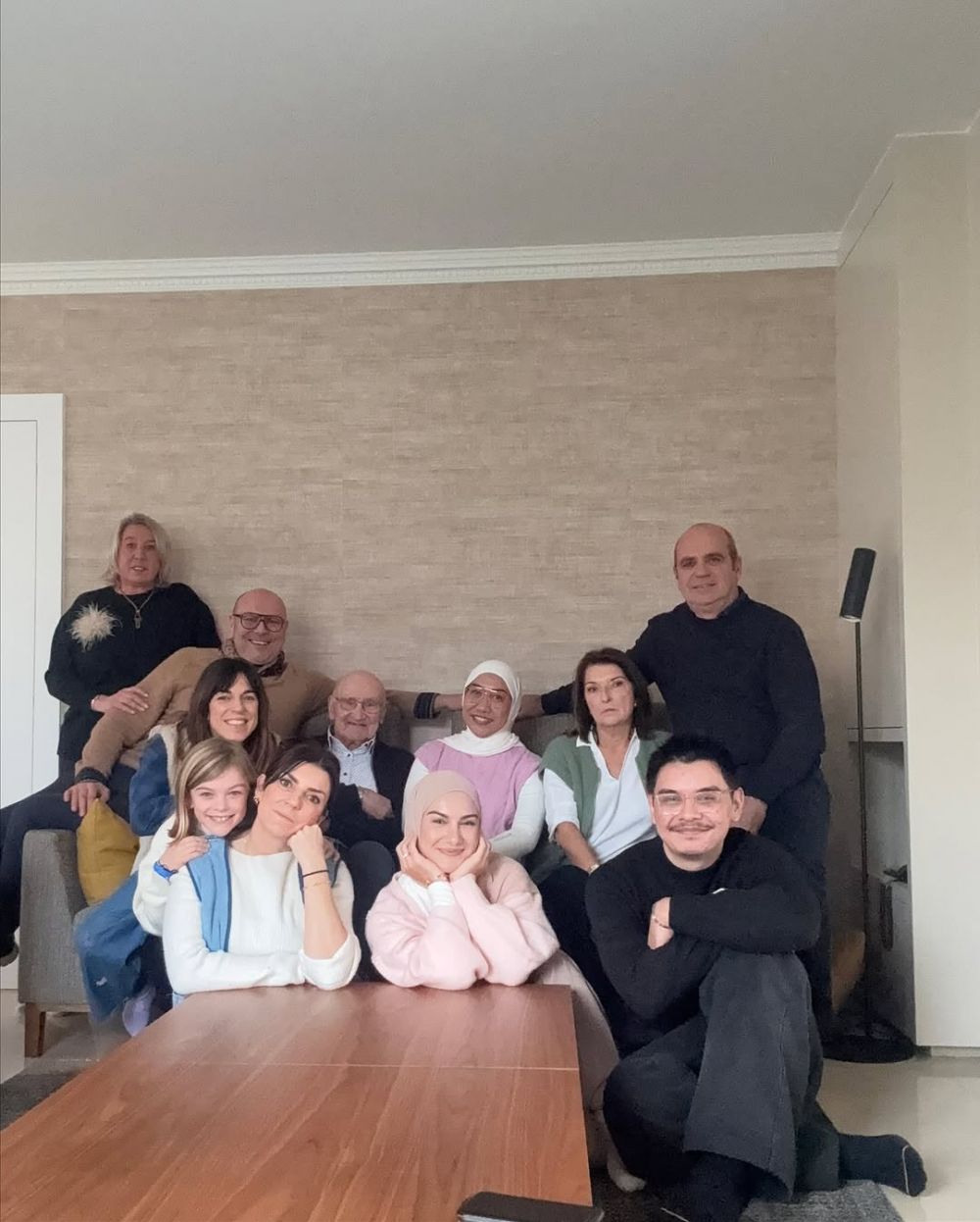 7 Potret kenangan Irish Bella dengan Papa Jo di Belgia, pertemuan terakhir sebelum ayahnya meninggal