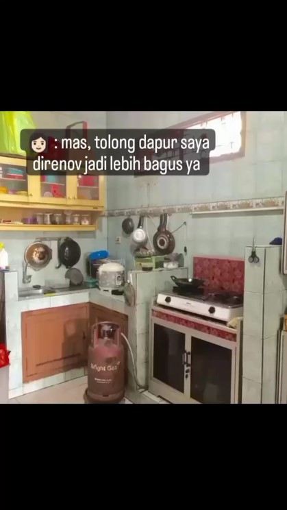 Dapur kumuh bak tak terawat dimakeover jadi mewah pakai kitchen set, hasilnya bikin tetangga menjerit