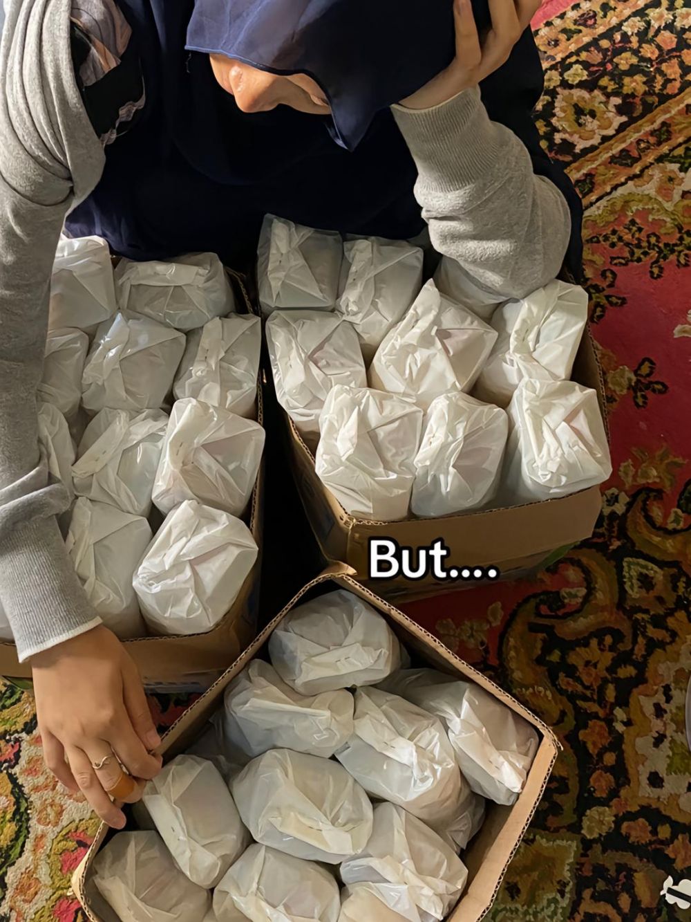 Wanita ini habiskan 80 persen gajinya untuk hal tak biasa, alasan dibaliknya bikin hati terenyuh