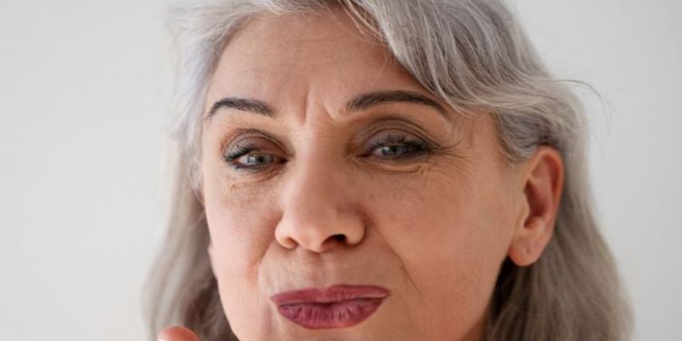 Cara pudarkan kerutan dan garis halus dengan 2 jenis bahan pemanis, nggak pakai skincare