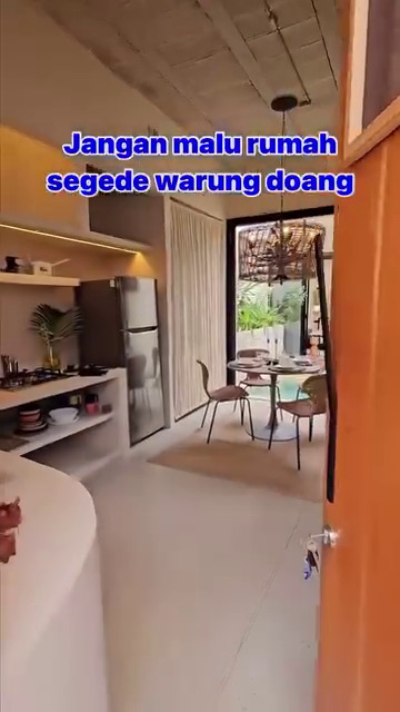 Dari luar tampak seperti warung ternyata dalamnya mewah bak vila, 9 potret rumah ini bikin betah