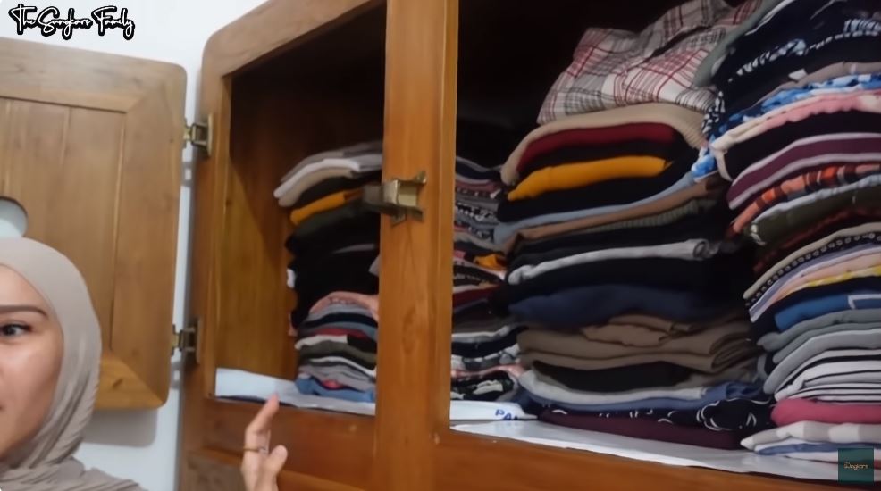 Pilih ngemper tanpa dipan, begini 9 potret kamar tidur Zaskia Adya Mecca di Jogja