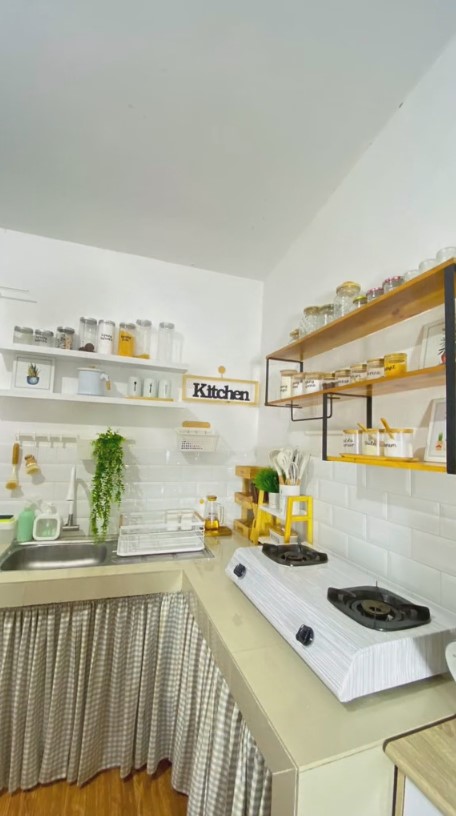 11 Potret dapur mungil tanpa kitchen set ini estetik parah, bikin pecinta minimalis mupeng