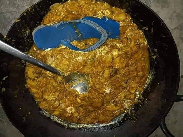 11 Momen apes saat makan ini pastinya bikin kesal parah, auto nggak berselera lagi