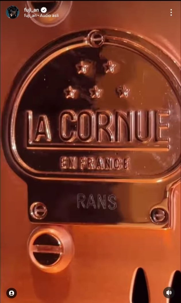 Raffi Ahmad berharta Rp1 Triliun, huni rumah ala Eropa Klasik, 9 potret dapurnya ada kompor Rp2 Miliar