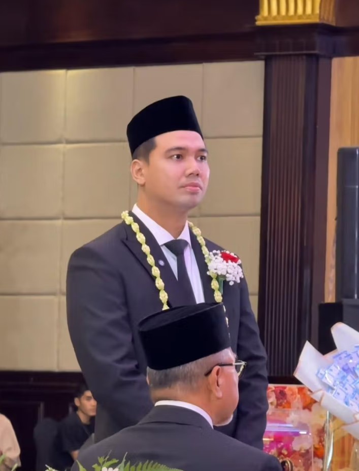 9 Momen akad nikah Frans Faisal dan Indah Tri Pertiwi, maharnya emas 10 gram dan uang Rp50 juta
