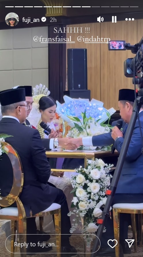 9 Momen akad nikah Frans Faisal dan Indah Tri Pertiwi, maharnya emas 10 gram dan uang Rp50 juta
