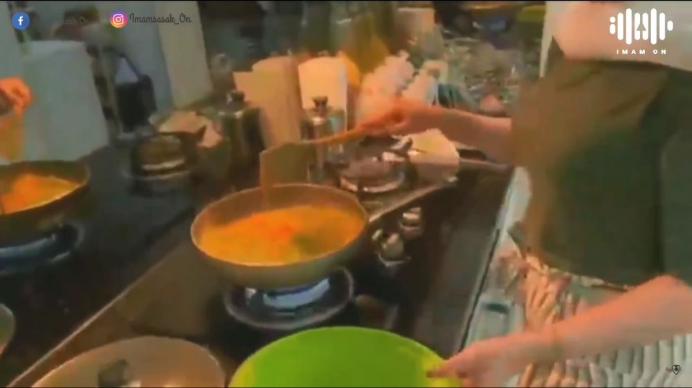 Mantan pengamen ini kini sukses punya rumah mewah, intip 9 potret dapur Charly Van Houten