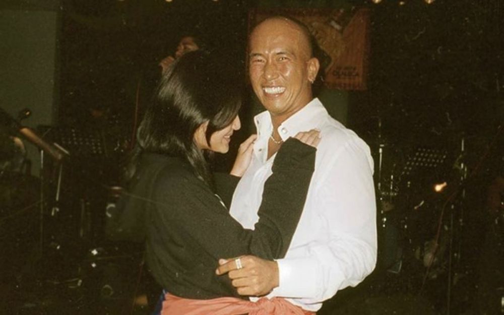 20 Tahun berpisah akhirnya menikah kini dipisahkan maut, 9 potret kenangan mesra Barbie Hsu dan DJ Koo