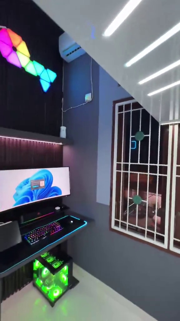 Kamar sempit dan lembap dimakeover pakai mezzanine, 9 potretnya definisi ruang minimalis impian