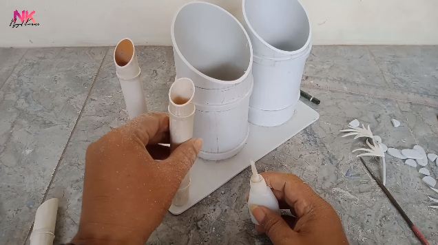 Trik bikin tempat sendok garpu dari pipa bekas ini kreatif, hemat ongkos tak perlu beli baru