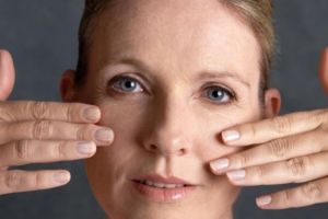 Kulit auto bersinar, ini cara agar wajah bebas keriput pakai krim dari 1 ampas minuman