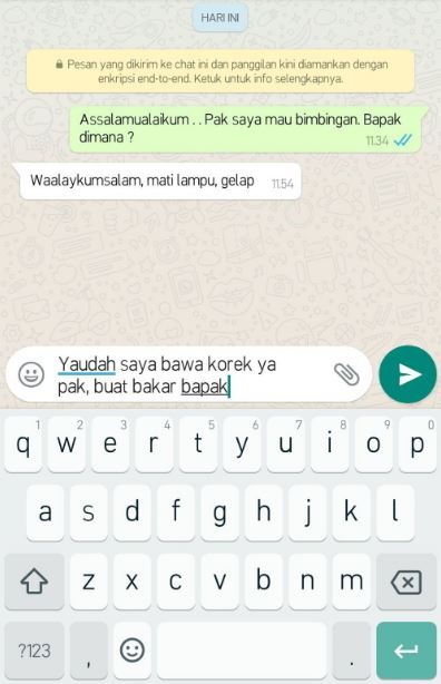 Bukti usaha mahasiswa tua pengin cepat lulus, 11 chat lucunya dengan dosen pembimbing bikin ngenes