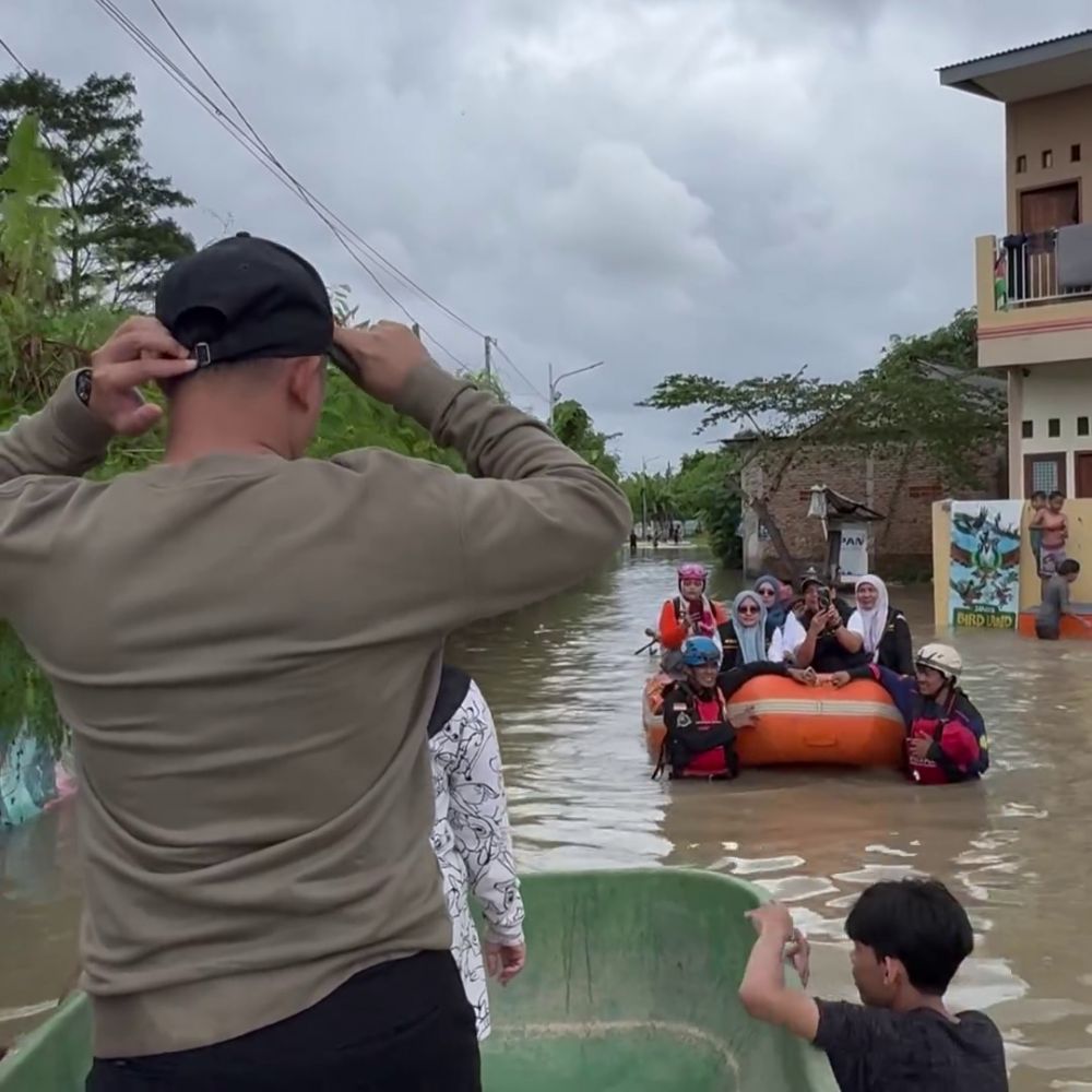 Kini jadi anggota DPRD, ini 9 potret Fadel Islami tinjau banjir didampingi Muzdalifah