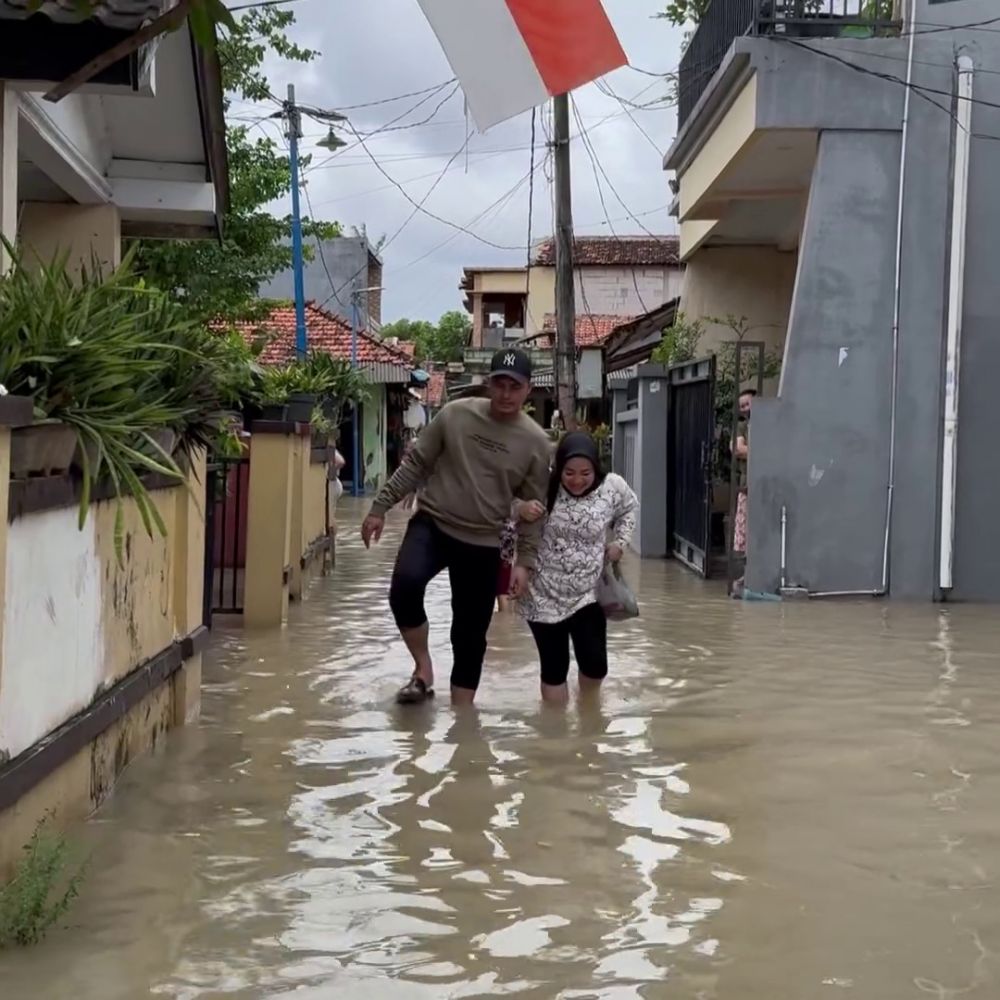 Kini jadi anggota DPRD, ini 9 potret Fadel Islami tinjau banjir didampingi Muzdalifah
