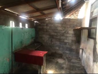 7 Potret makeover dapur jadul dinding batako dari buluk jadi estetik ala Korea, hasilnya bikin mupeng