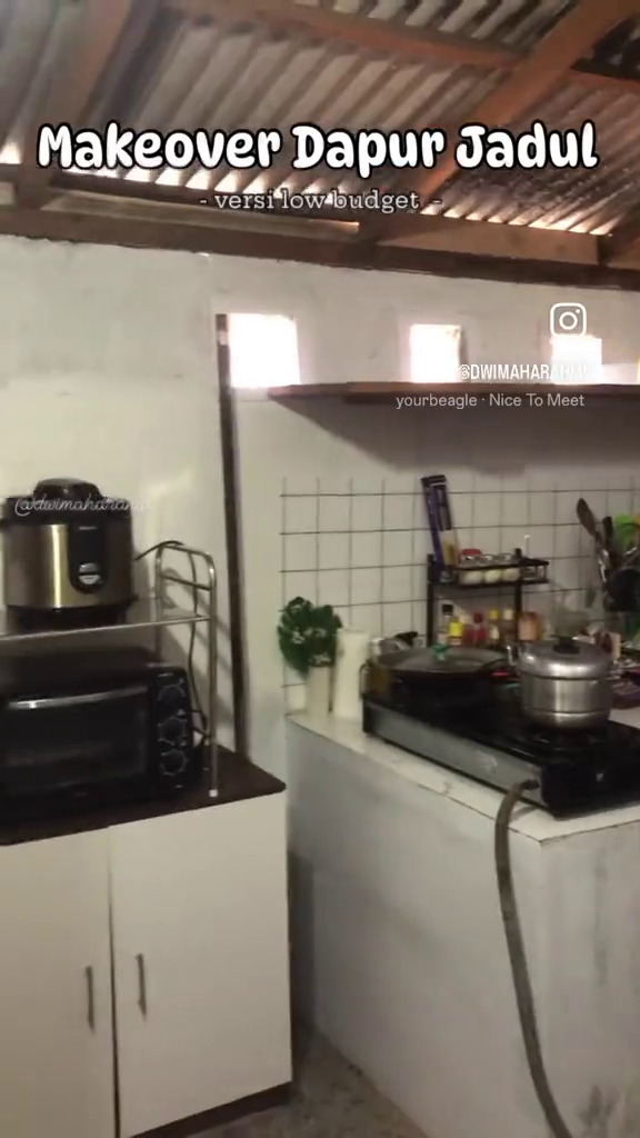 7 Potret makeover dapur jadul dinding batako dari buluk jadi estetik ala Korea, hasilnya bikin mupeng