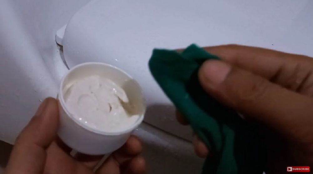 Trik agar kloset kuning jadi putih bersih tak bikin jijik, cuma pakai 1 bahan sederhana