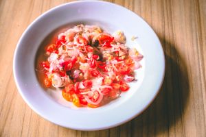 Cuma butuh 1 langkah, cara bikin sambal matah makin wangi, nggak pahit, dan tahan lama