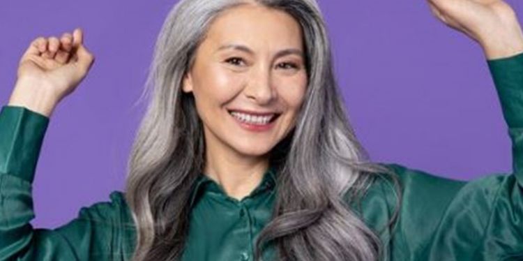 Trik hitamkan kembali uban dengan 1 jenis kulit bumbu dapur, rambut berkilau dalam sekejap