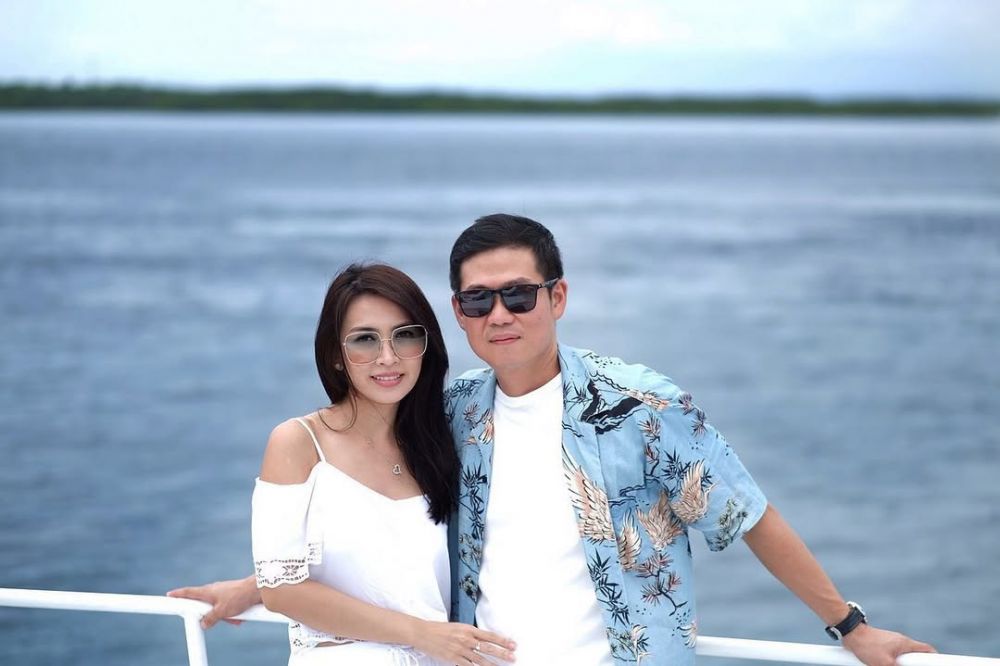 Usia 45 tapi masih bak ABG, 9 potret Lina Priscilla yang terseret isu perselingkuhan suami Iris Wullur
