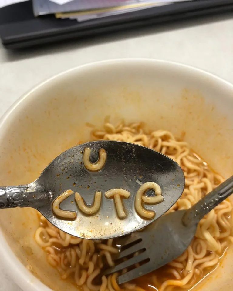 Skill-nya boleh diadu, 11 potret lucu penyajian makanan ini bikin lihat dua kali