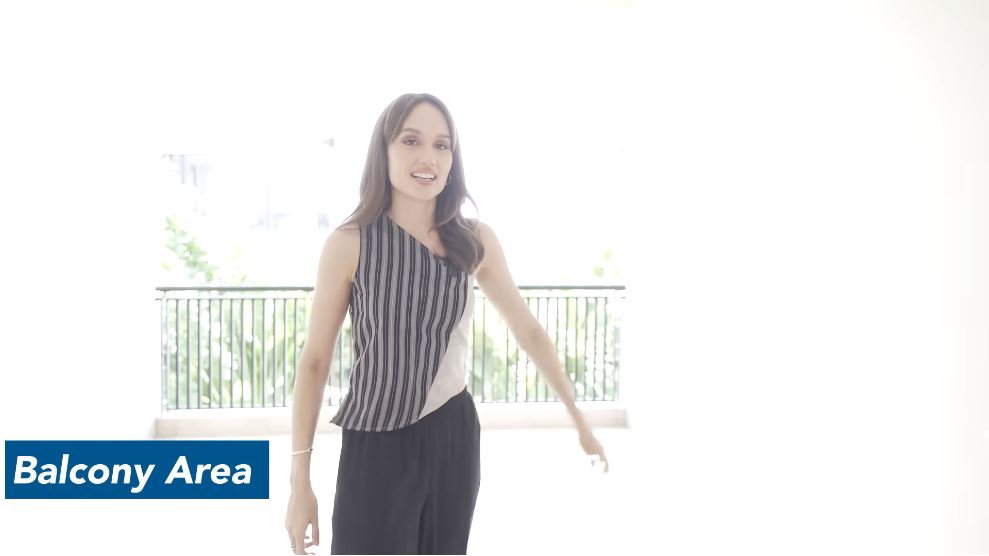 Punya rumah 3 hektar, ini 7 potret ruang tamu hunian Cinta Laura khusus buat orang yang sudah mandi