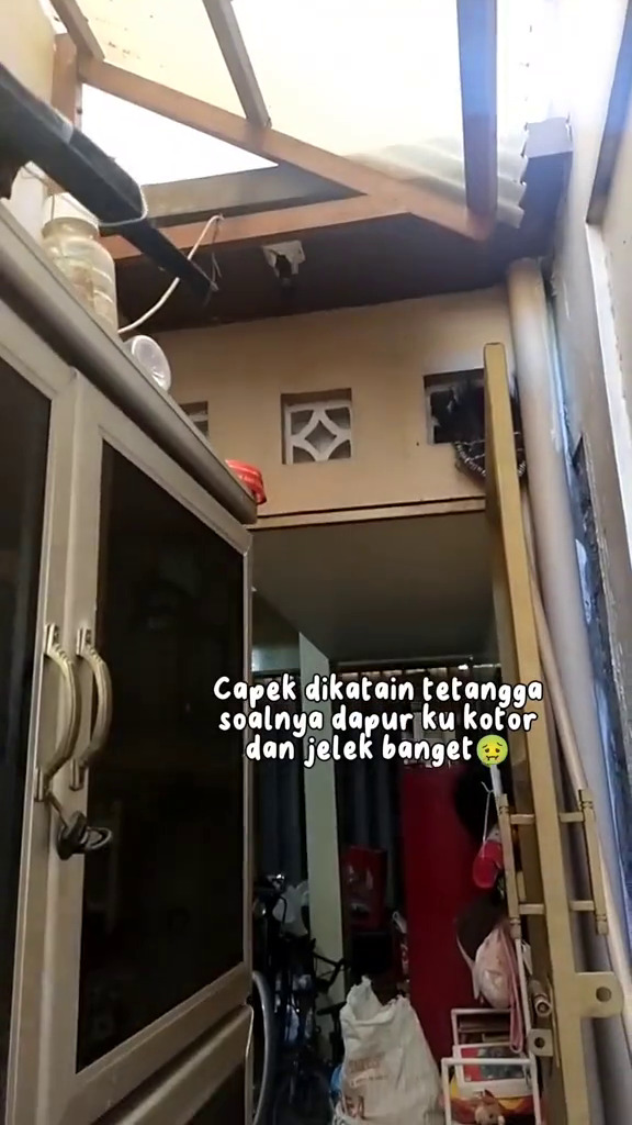 Dapurnya dihina jelek dan kotor, 9 potret usai makeover jadi mewah ini bikin tetangga auto mati kutu