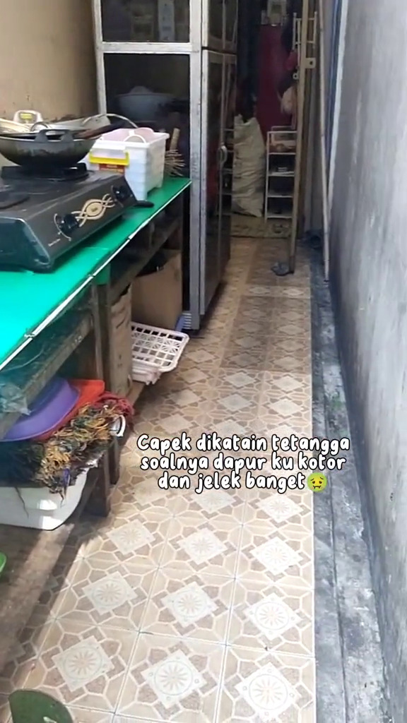 Dapurnya dihina jelek dan kotor, 9 potret usai makeover jadi mewah ini bikin tetangga auto mati kutu