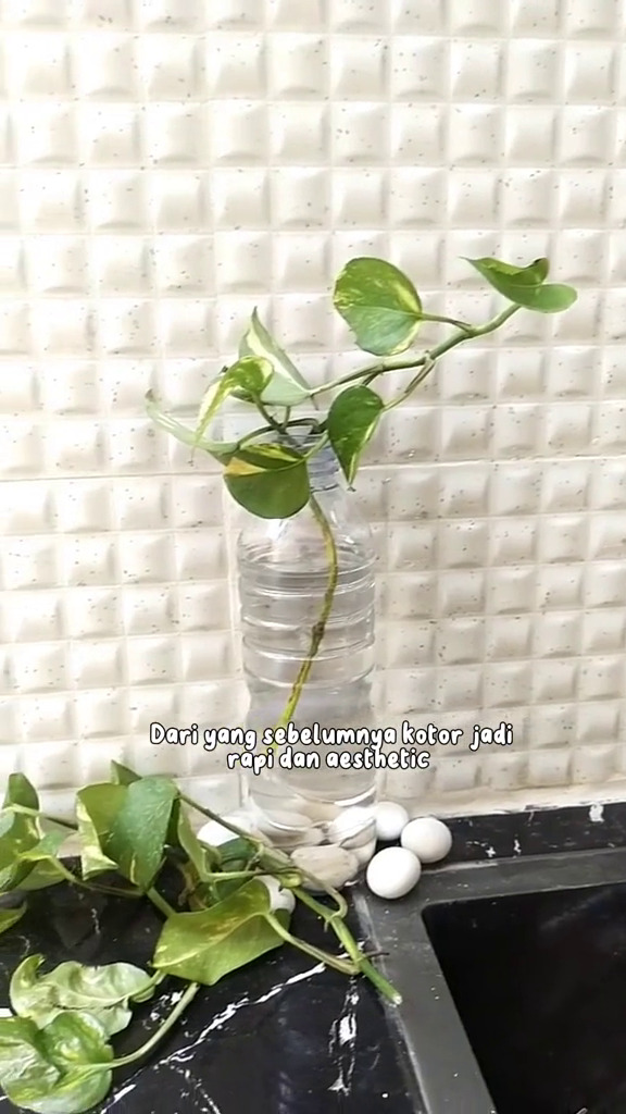 Dapurnya dihina jelek dan kotor, 9 potret usai makeover jadi mewah ini bikin tetangga auto mati kutu