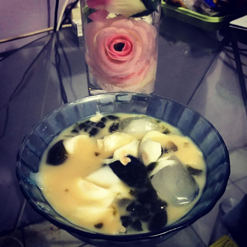 Resep es kelapa cincau gula aren, kesegaran alami dalam setiap tegukan