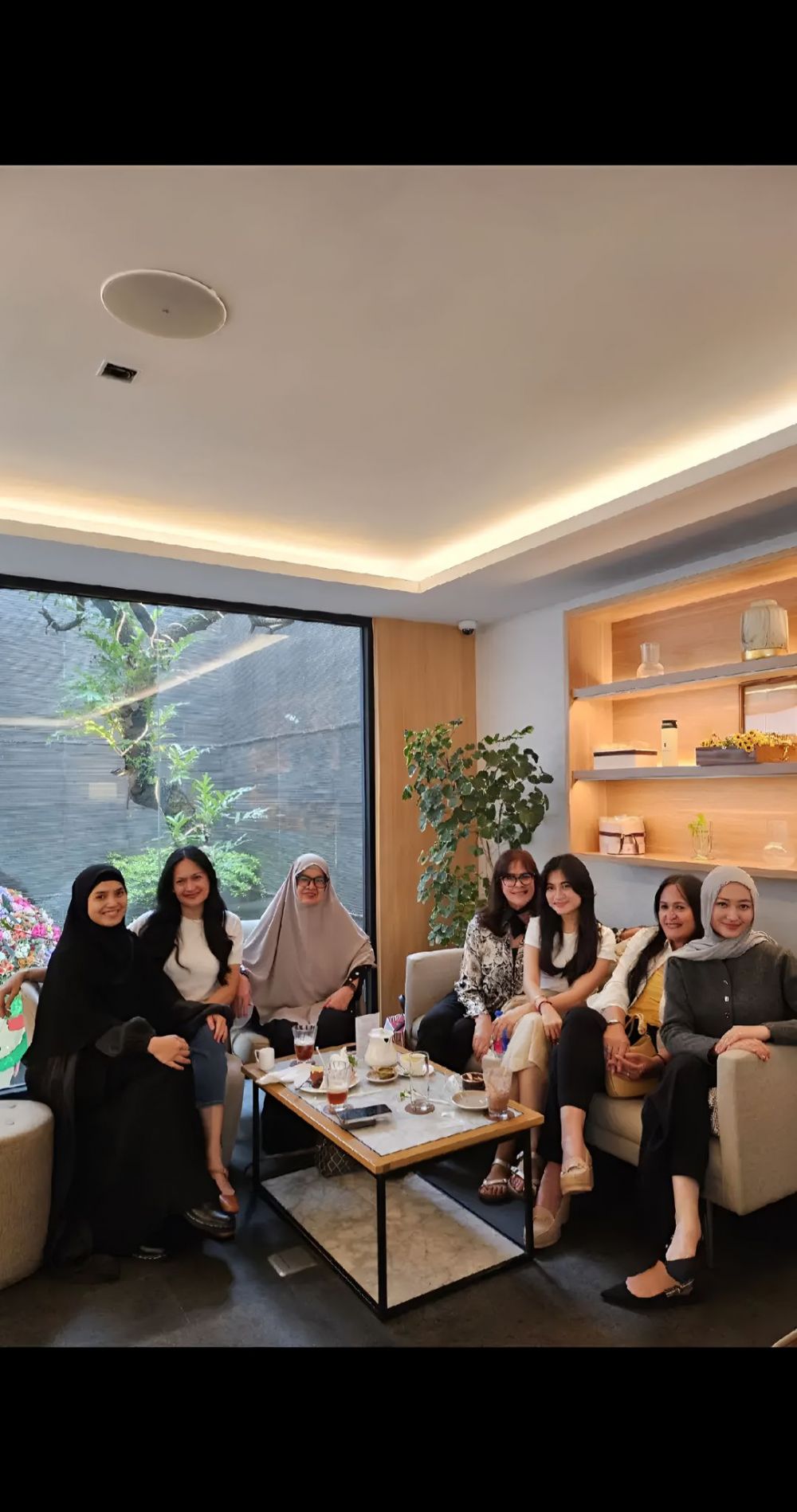 9 Potret pesta ultah Putri Modiyanti anak Tommy Soeharto, hadirnya seleb 80-an Ida Iasha bikin salfok