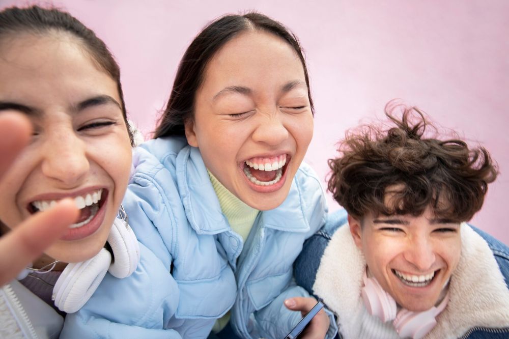 50 Tebak-tebakan kata lucu dengan jawaban menjebak, dijamin biikin ngakak