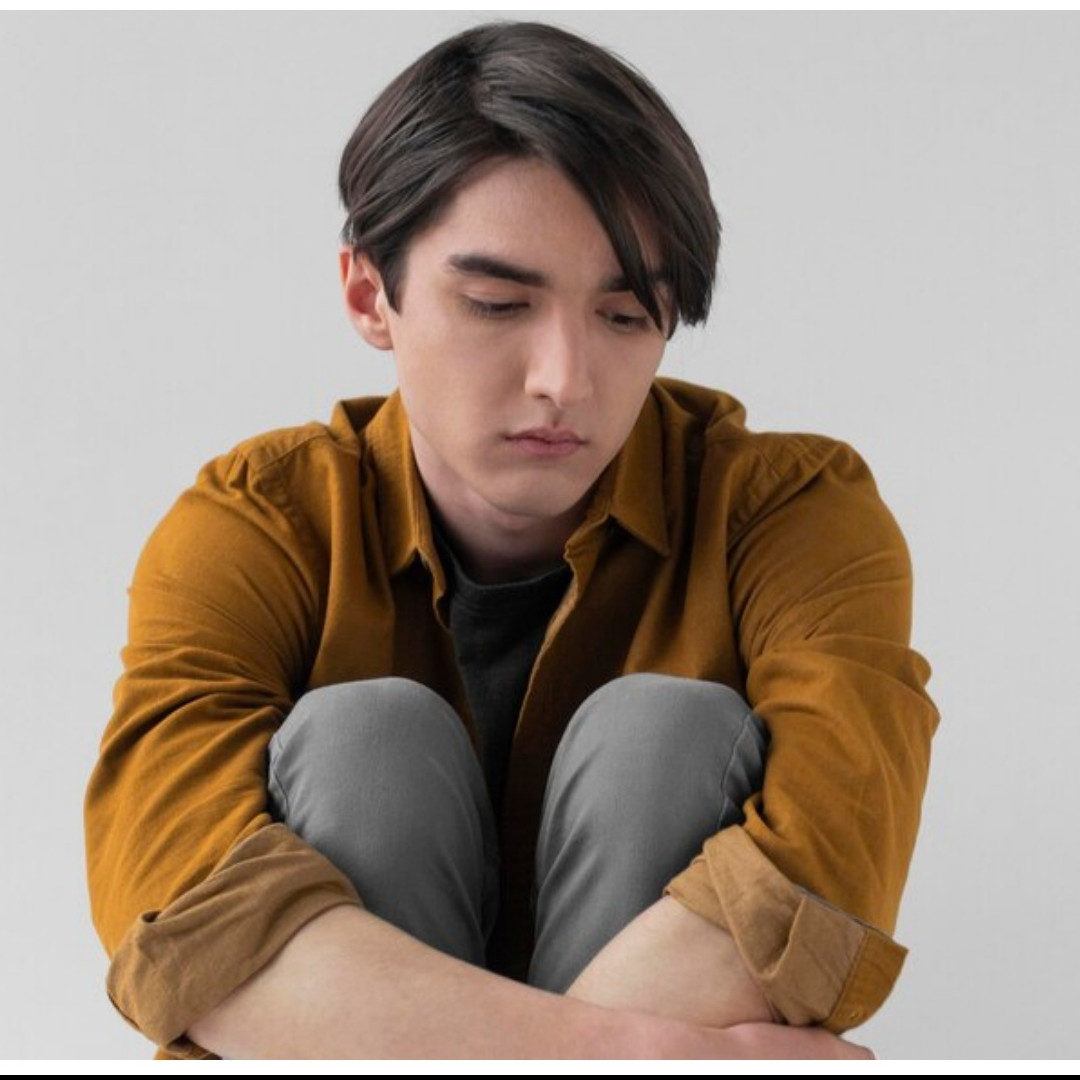 50 Kata-kata berjuang sendiri dalam hubungan, menyentuh hati dan penuh makna