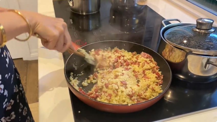 Huniannya mewah, intip 9 potret dapur Carissa Puteri di Australia ini pemandangannya langsung taman