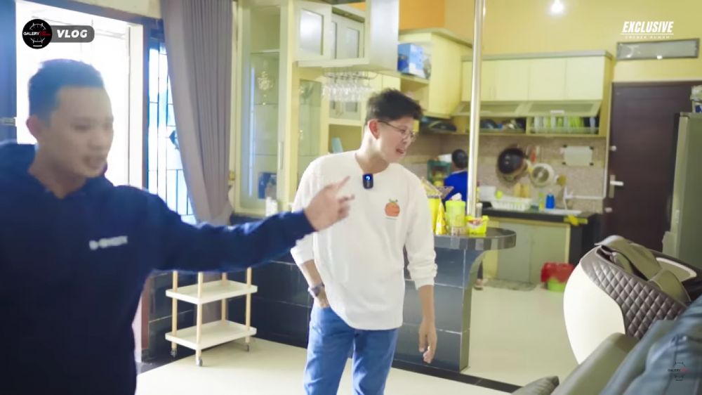 Rumahnya 1.000 meter persegi bak benteng tapi dapurnya mungil, 9 potret ruang masak Andika Kangen Band